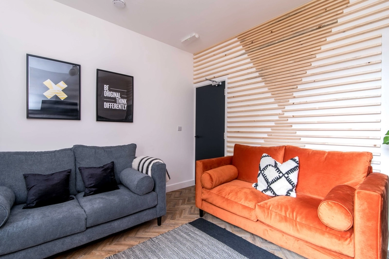 Double Room Available | Bills Inc. | #BeOriginal - Thumbnail 23